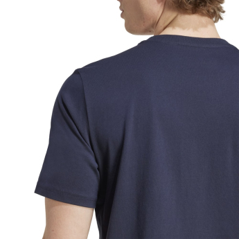 Real Madrid pánské tričko Seasonal Graphic legink